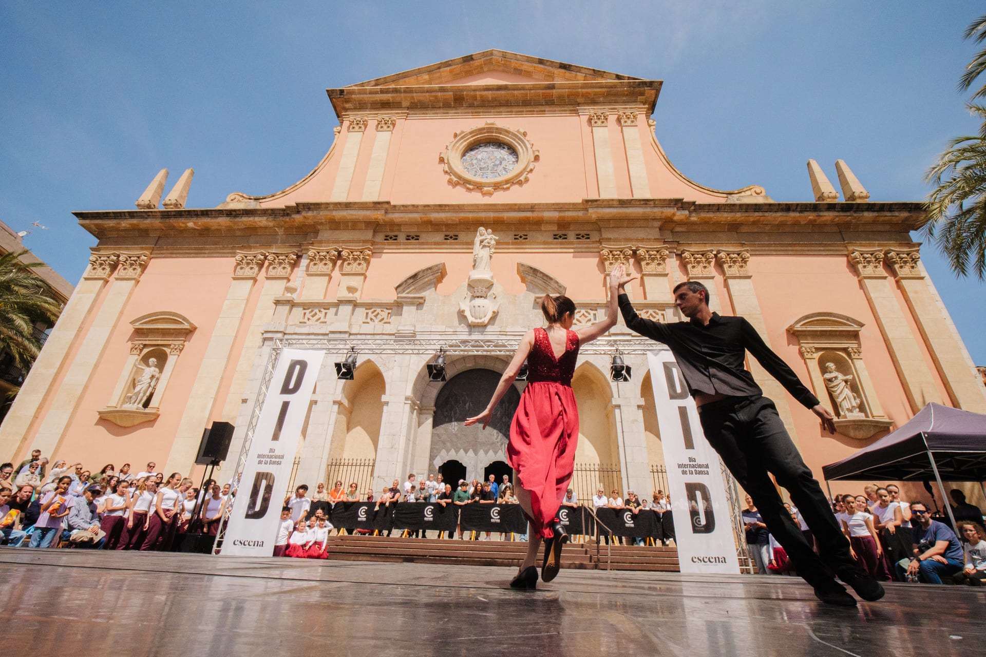 Día de la Danza de la Escuela Teresa Carulla 2026 — Herrando Visuals, fotógrafo en Cataluña